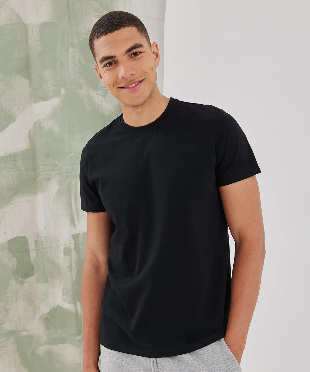 Black - Unisex organic T