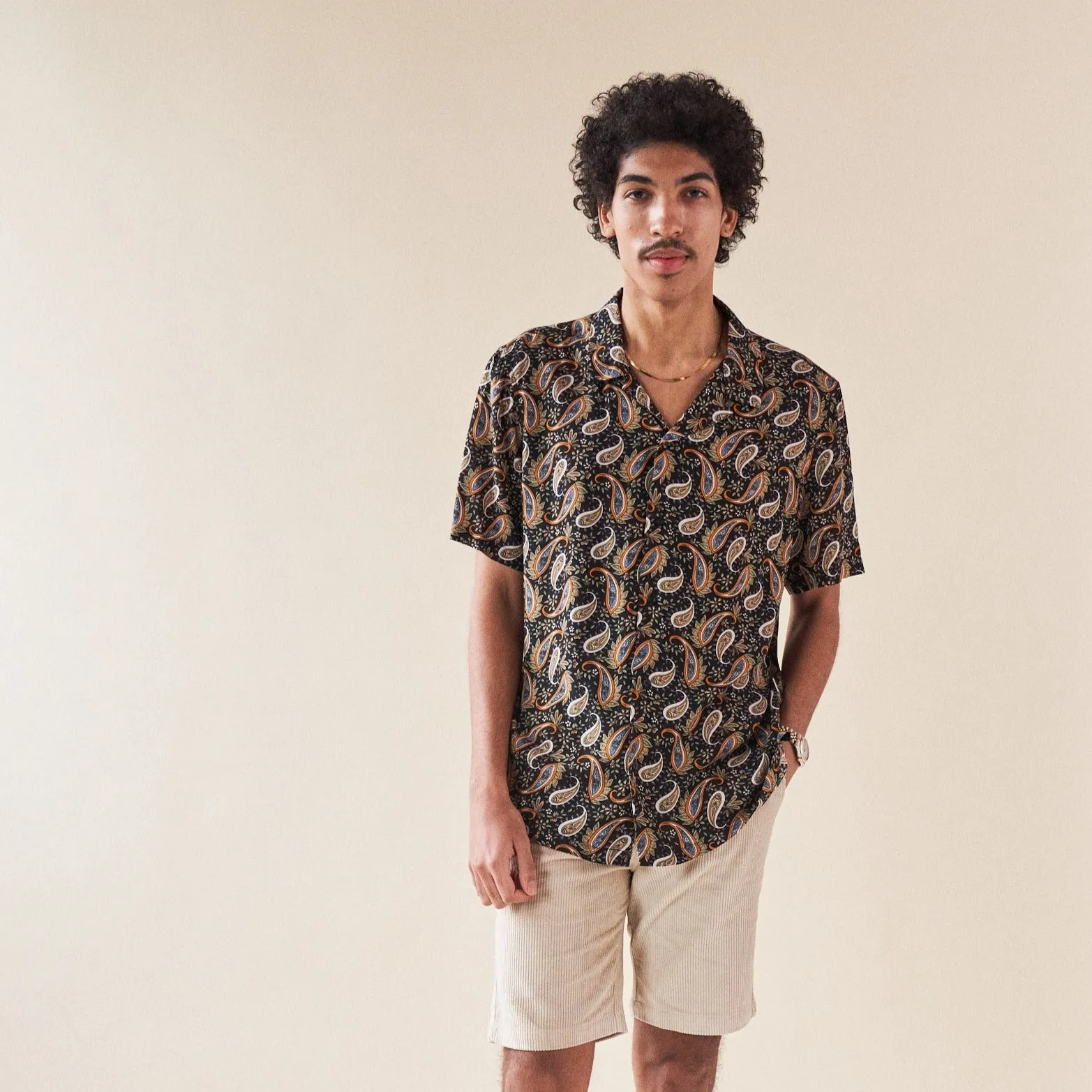 bound 'Ebony' Paisley Rayon SS Shirt