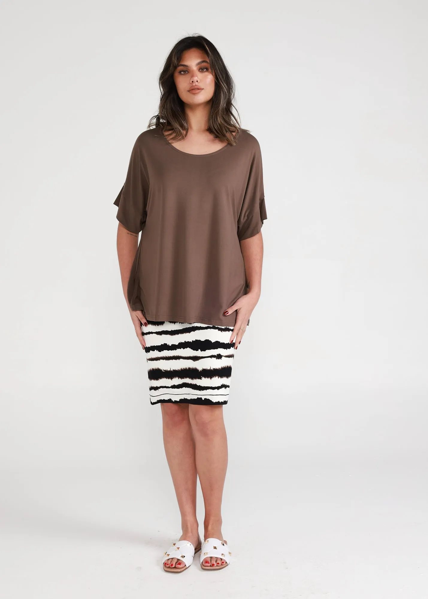 Demi Oversized Bamboo Box T-Shirt - Chocolate