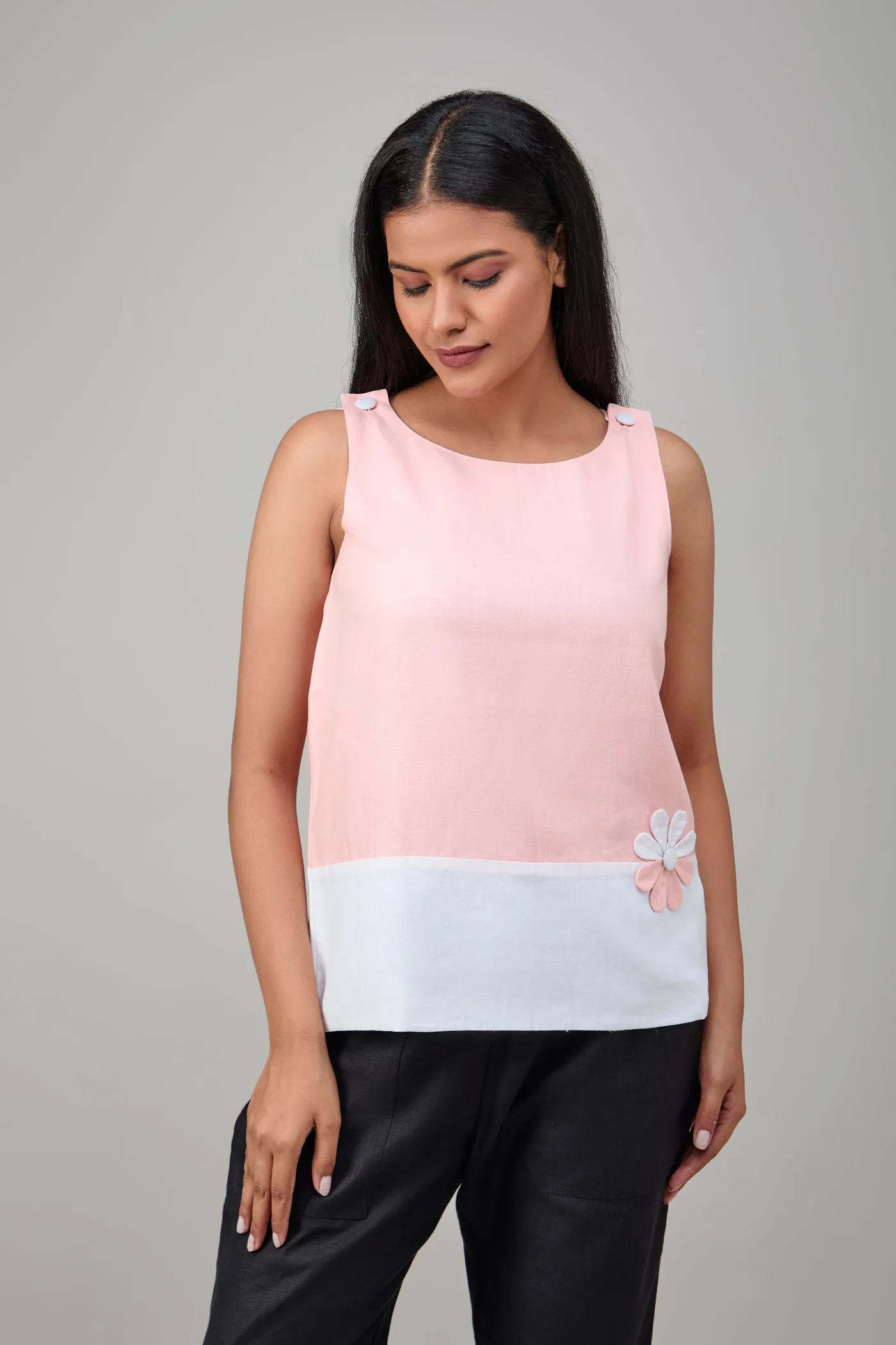 Hemp And Bamboo Contrast Sleeveless Flower Top Peach