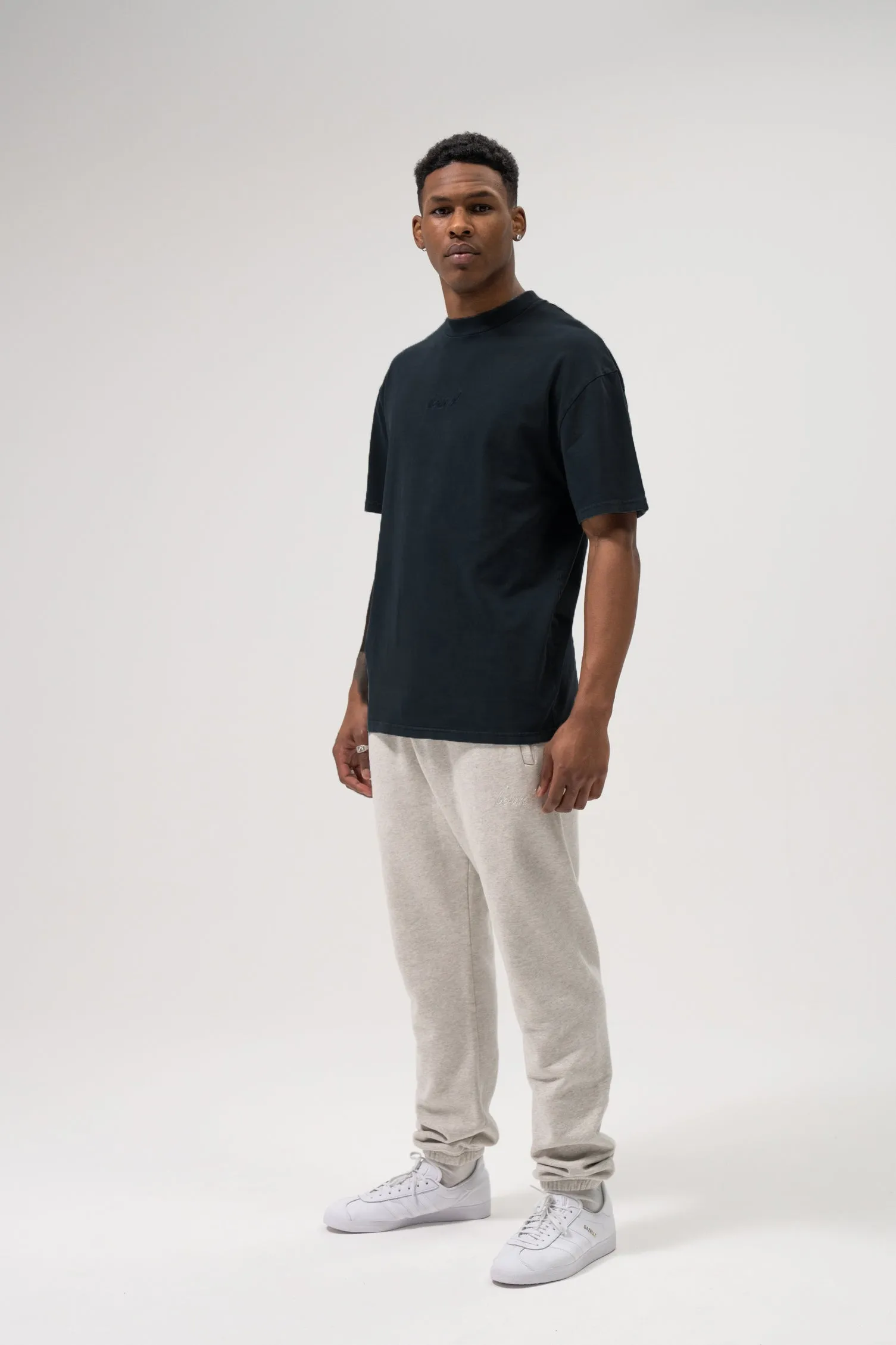 SUSTAIN NAVY TEE